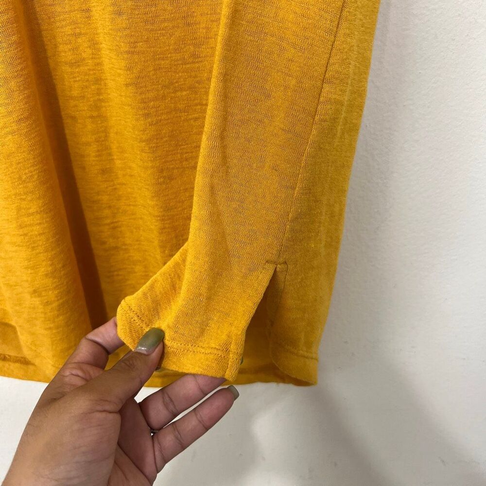 Athleta Golden Yellow V Neck Short Sleeve Tee XS Women - Picture 3 of 8